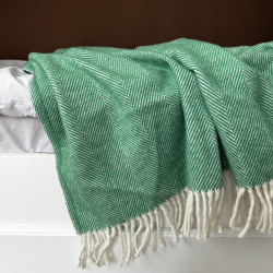 Двойно вълнено одеяло с размери 190х220, зелен цвят